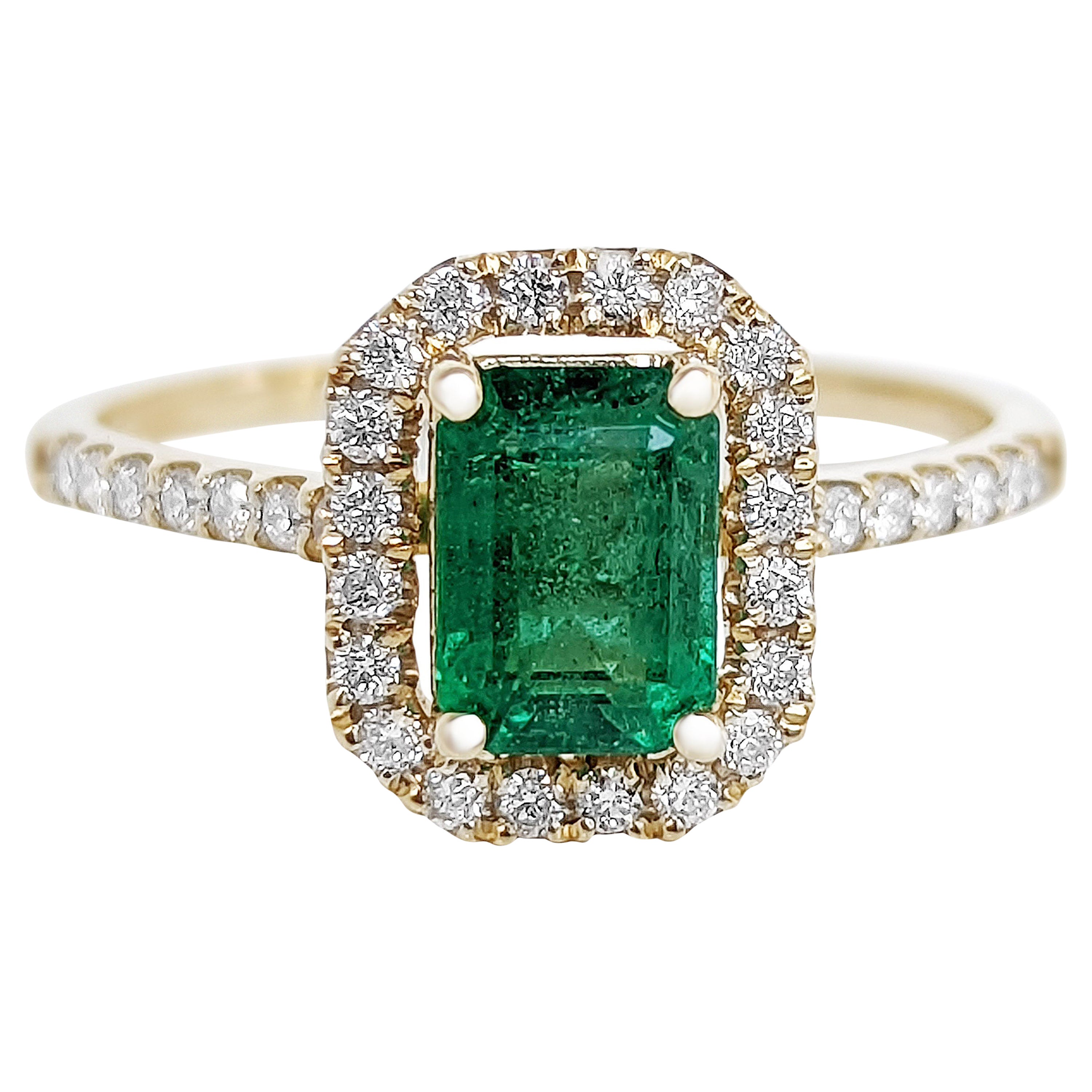 Natural Green Emerald 1.10 Carat 14KT Yellow Gold Solitaire Engagement Ring 
