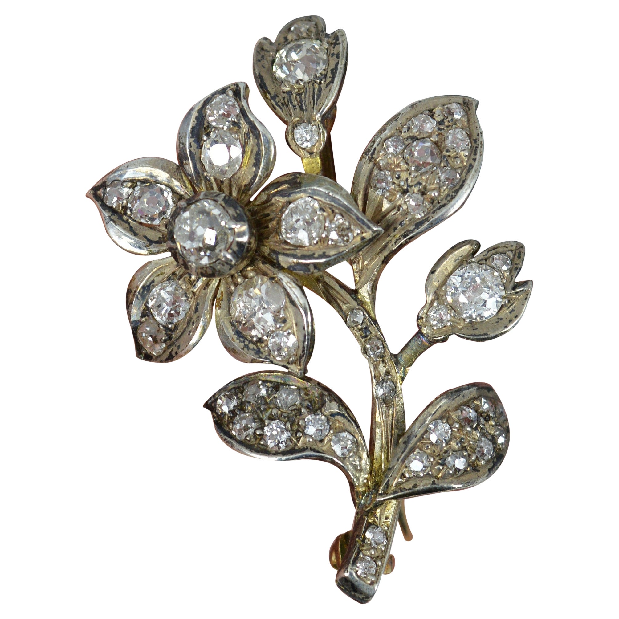 Victorian 2.25 Carat Old Cut Diamond 15ct Gold Flower Brooch