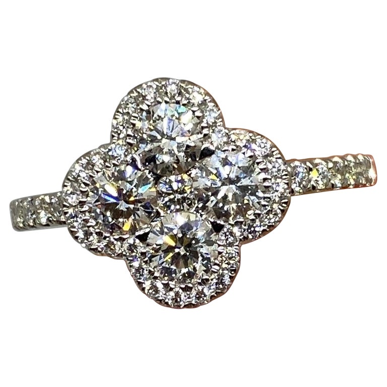 18k Diamond Ring For Sale at 1stDibs
