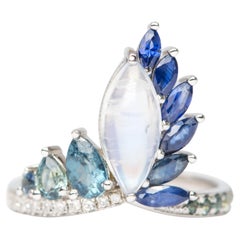 2.06ct Blue Flash Peacock Ring with Rainbow Moonstone 14K Gold Right Hand Ring