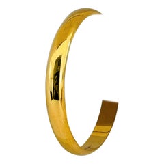 22 Karat Yellow Gold Heavy Ladies Polished Circle Bangle Bracelet