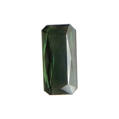Scissor octogonal fantaisie en tourmaline vert vif taille émeraude 3,23 carats