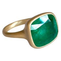 Dalben 9,7 Carat Emerald Yellow Gold Ring