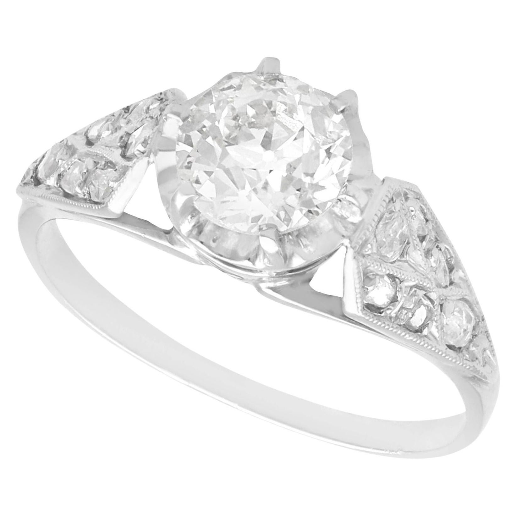 Antique 1 Carat Diamond and Platinum Solitaire Engagement Ring For Sale