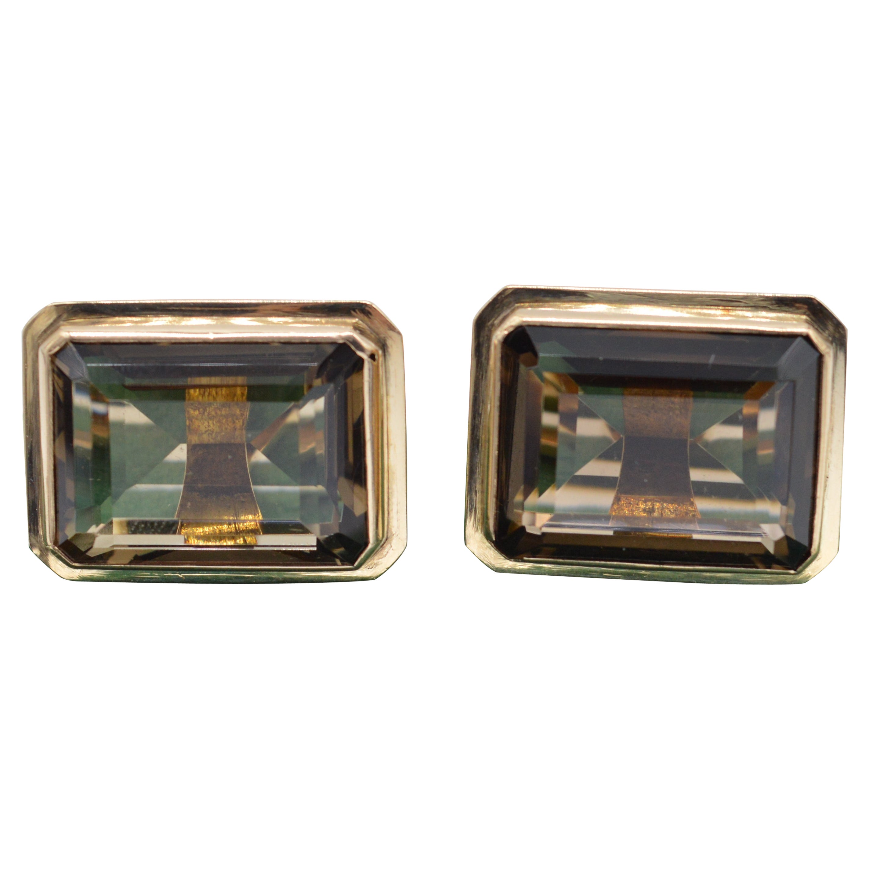 Art Deco Cufflinks with Sugarloaf-Cut Blue Chalcedony Set in Yellow ...