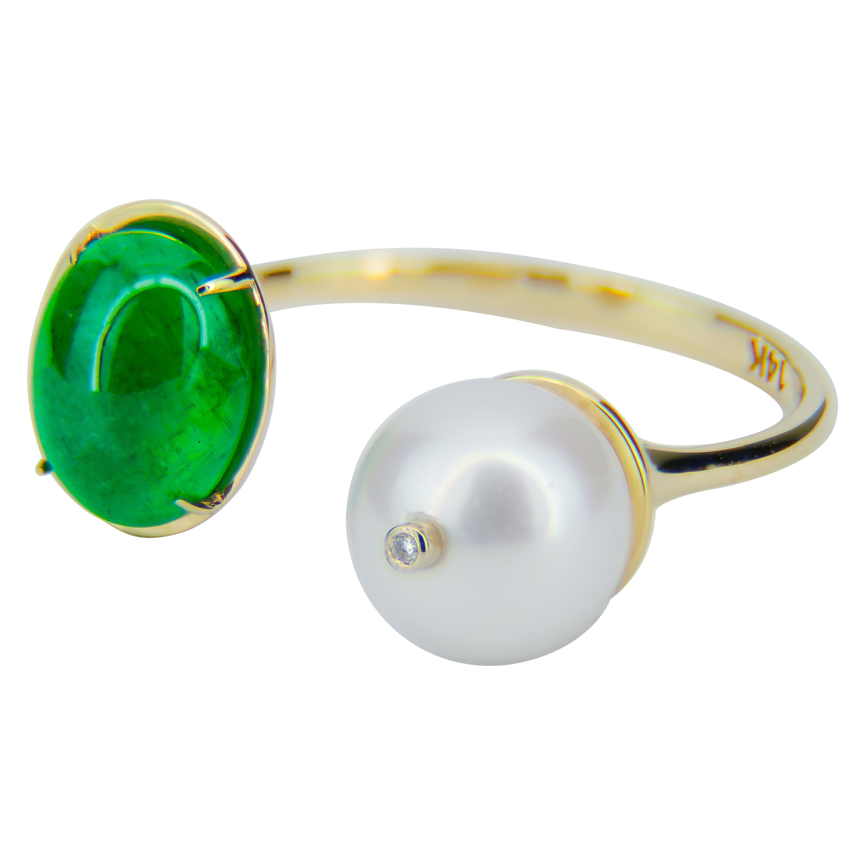 For Sale:  Emerald and Pearl 14k gold ring. Adjustable emerald ring