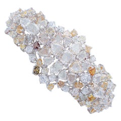 Weiß- und Fancy-Diamanten, Retrò-Armband aus 18 Karat Weißgold