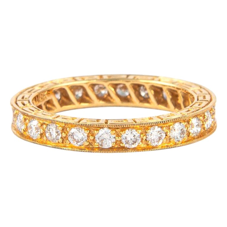0.90 Carat Diamond Eternity Band 18 Karat Yellow Gold For Sale at 1stDibs