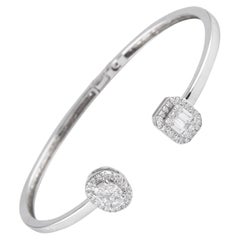 Alexander 0,83 Karat Illusion gefasster Diamant-Armreif aus 18 Karat Weißgold mit offenem Verschluss