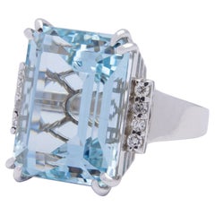 16.50 Carat Aquamarine & Diamond Cocktail Ring