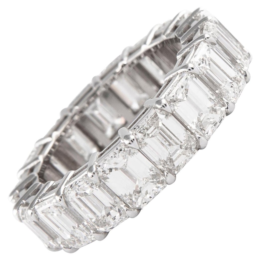 Bracelet d'éternité Alexander en or blanc 18 carats avec diamants taille émeraude de 9,13 carats (environ 0,50 ct chacun)