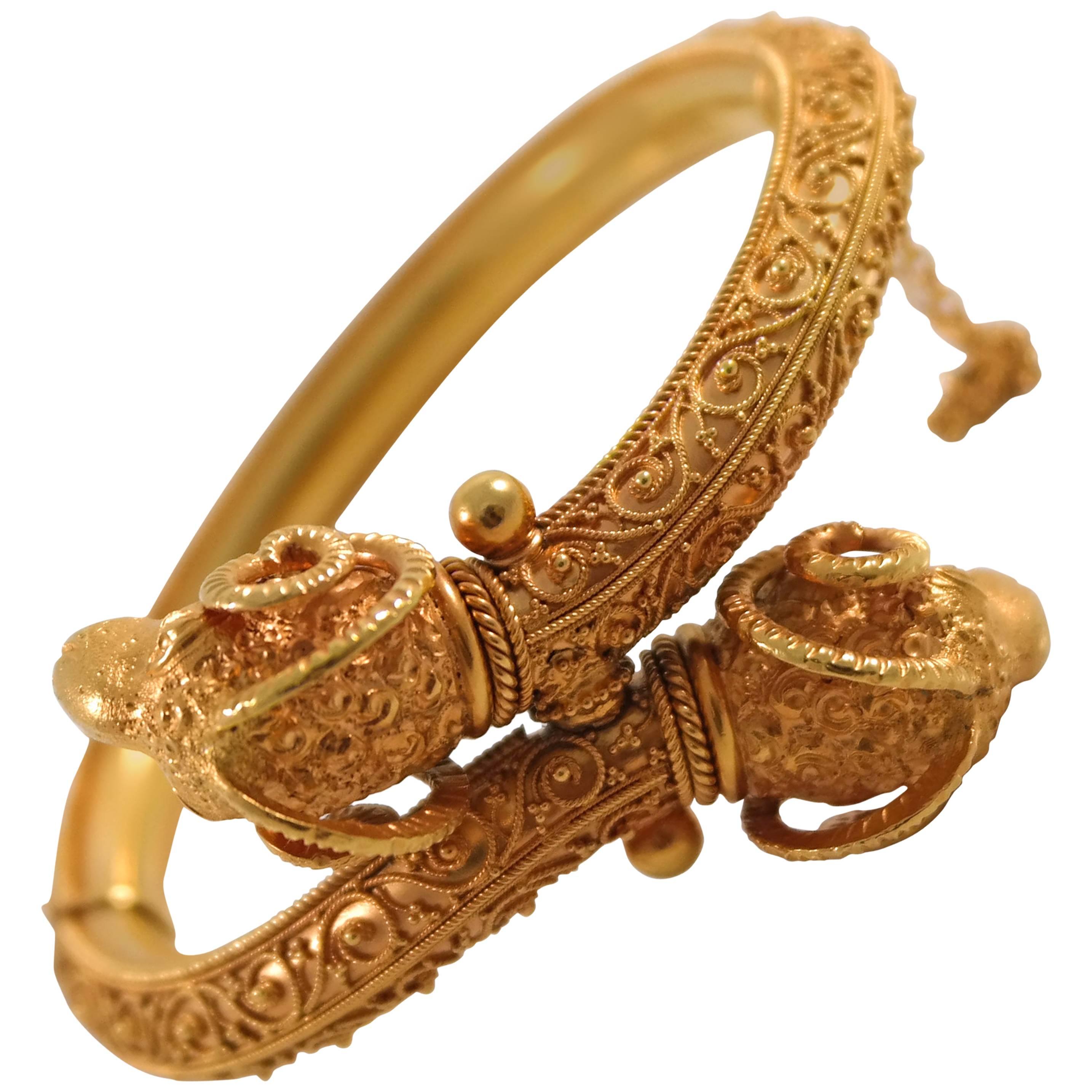 Etruskisches Revive Gold-Armband mit Widderkopf