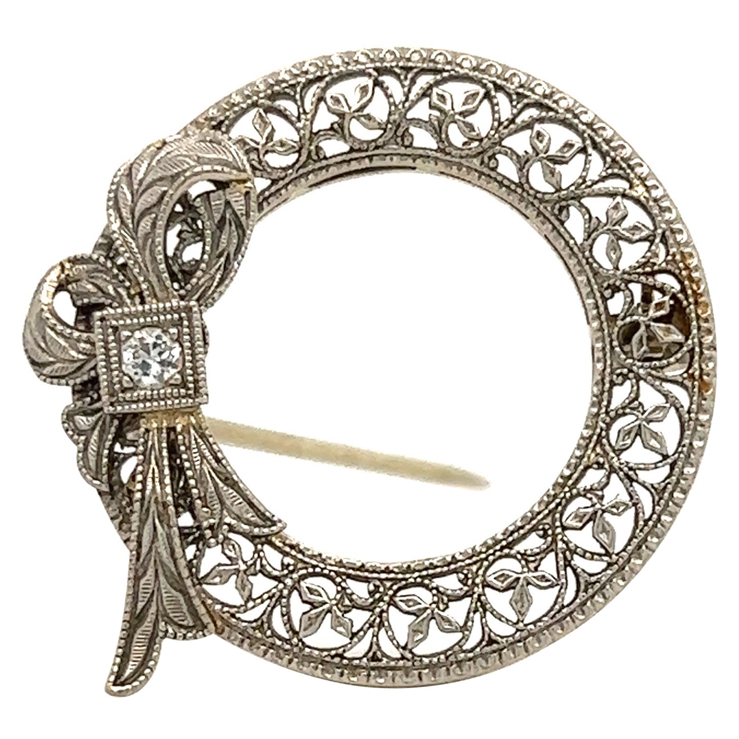 Belle Epoque Detailed Diamond Ribbon Bow Brooch
