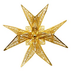 Antique 18k Yellow Gold Filigree Maltese Cross Pendant