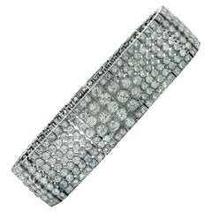 Art Deco 15 Carat Diamond Bangle Bracelet