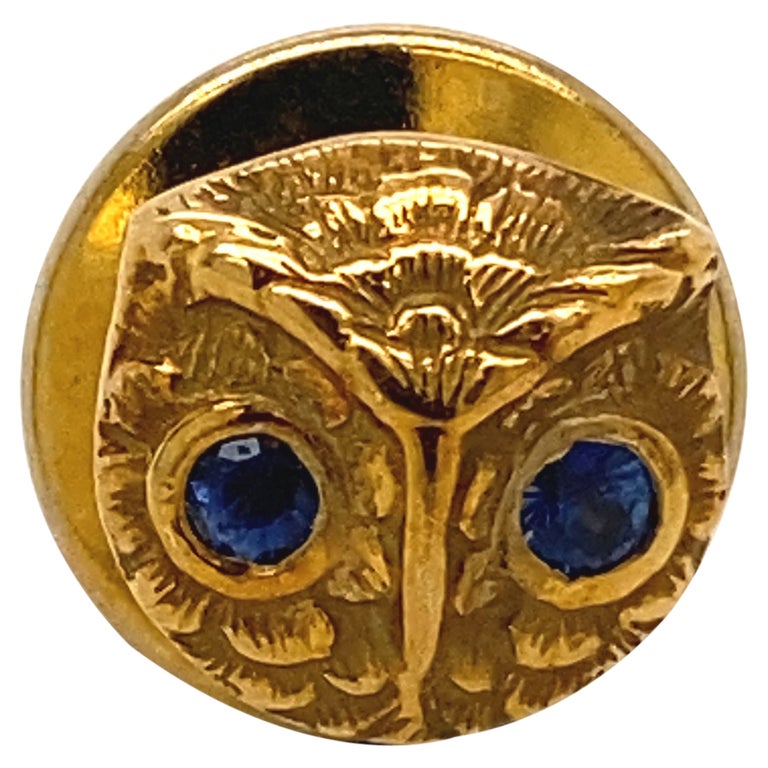 Tiffany & Co. 14 Karat Yellow Gold Sapphire Owl Lapel Pin, Circa 1950