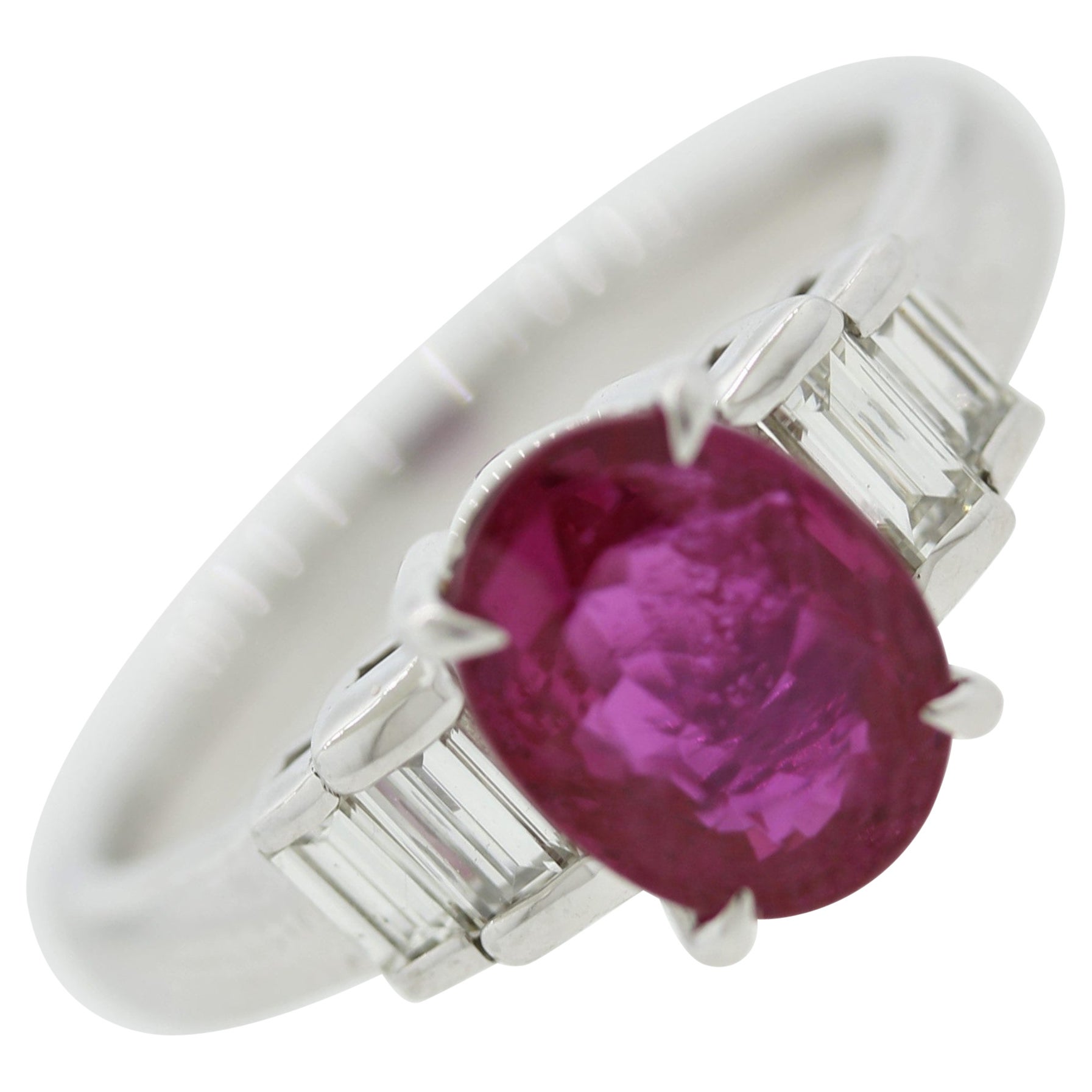 2.02 Carat Burmese Ruby Diamond Platinum Ring, GIA Certified For Sale