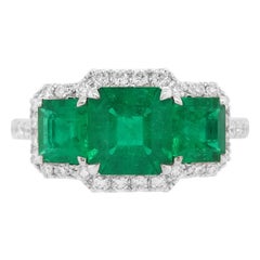 Certified Colombian Emerald White Diamond 18K Gold 3-Stone Ring