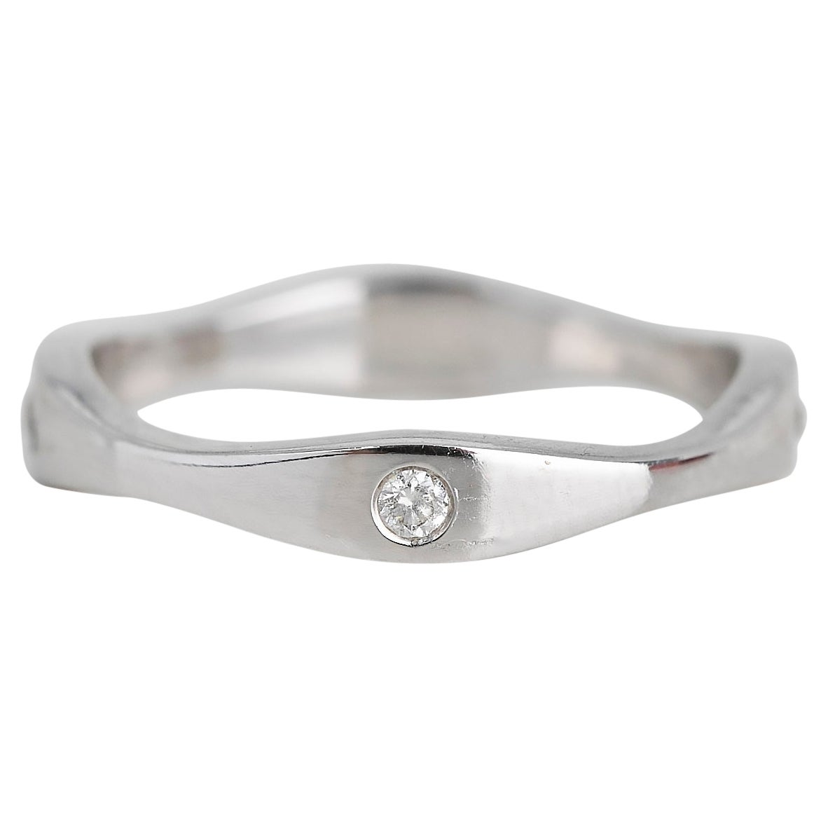 For Sale:  Artdeco Style 14k Gold Oval Wavy Diamond Wedding Band Ring