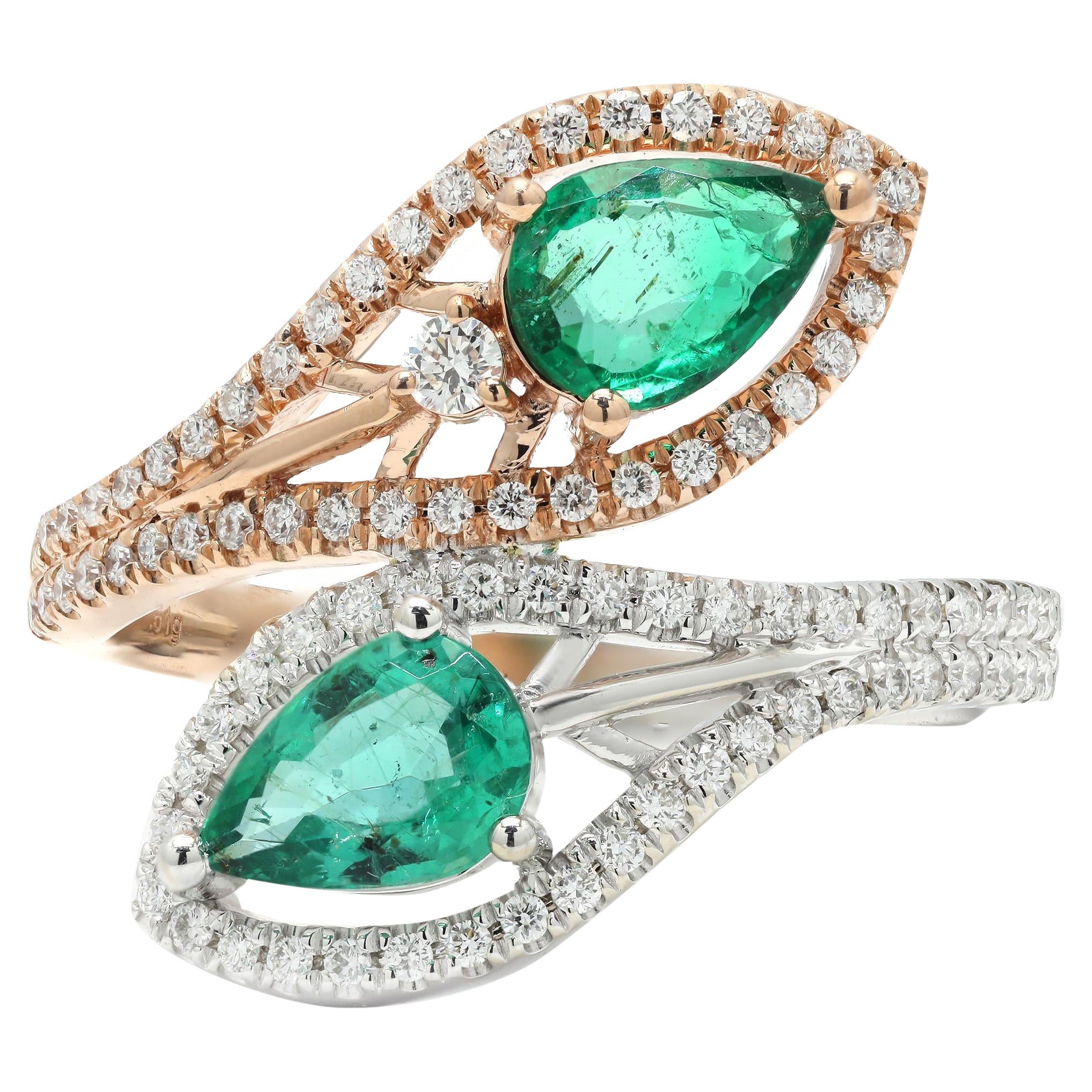 Alianza de Esmeralda Corte Pera con Diamante en Oro Amarillo de 14K