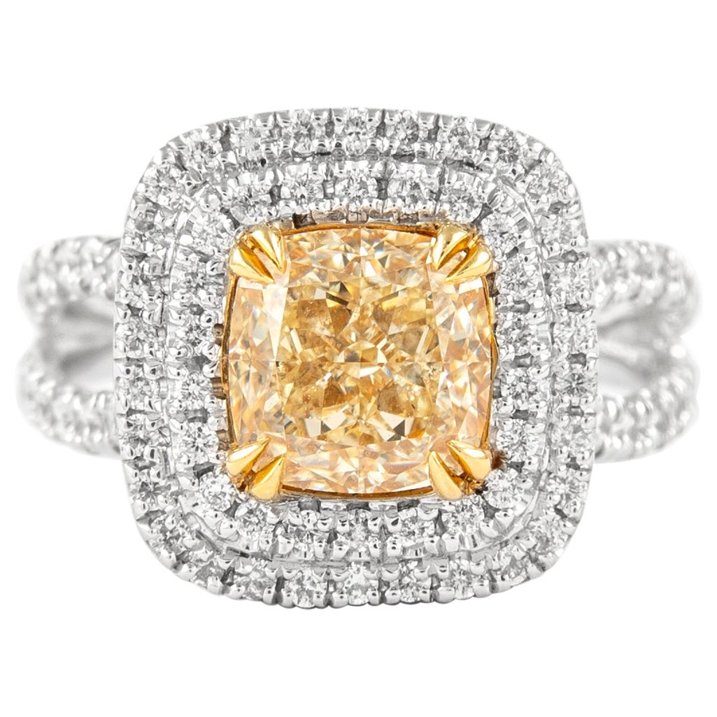Alexander, bague en or 18 carats avec double halo de diamants taille coussin jaune intense de 2,11 carats VS2