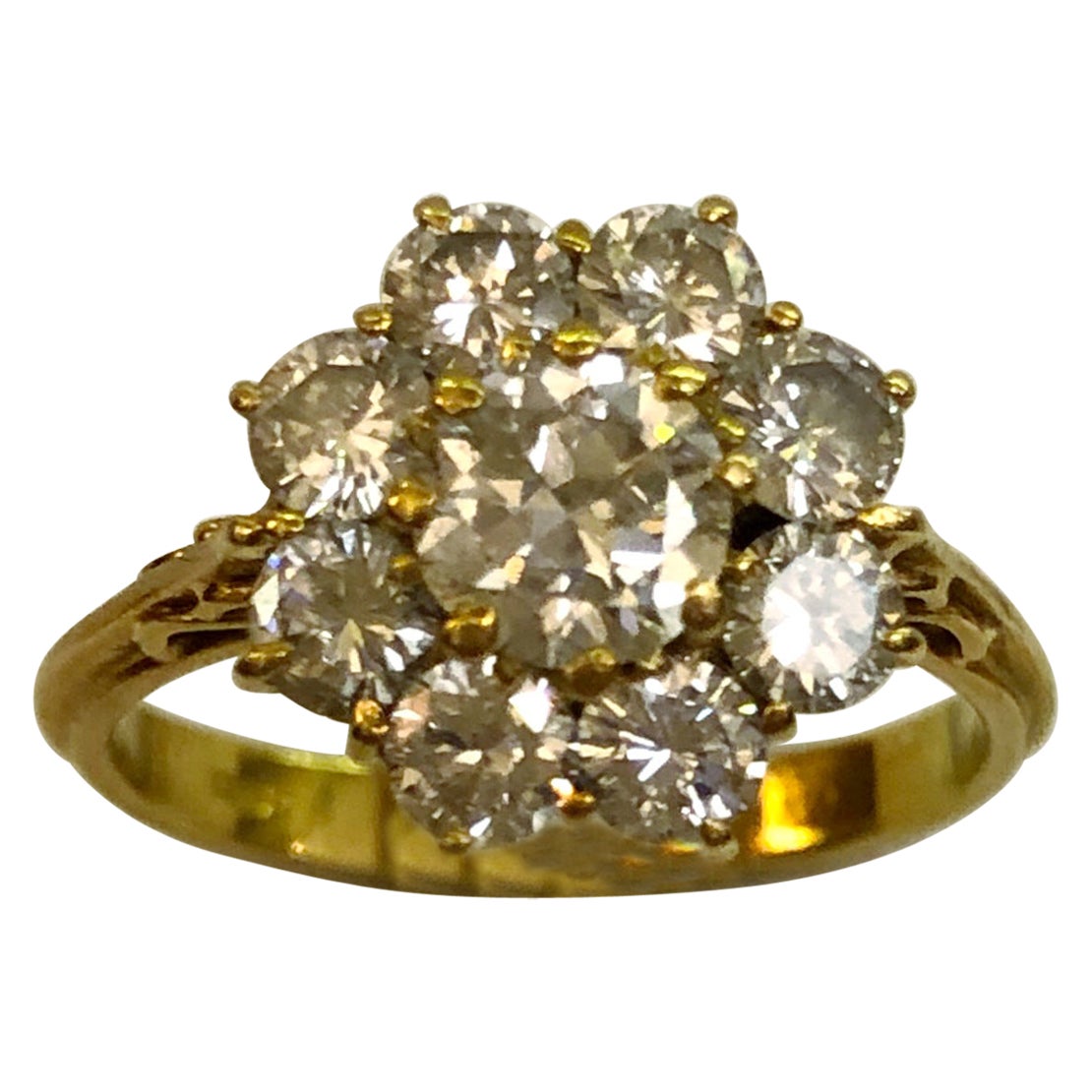 18 Karat Yellow Gold Diamond Ring For Sale