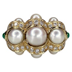 Retro Modern 18 Karat Gold Pearl 0.45 Carat Diamond Emerald Three Stone Cocktail Ring