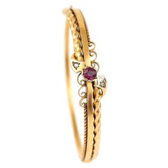 Armreif aus edwardianischem 15 Karat Gold mit Rubin und Diamanten, um 1910