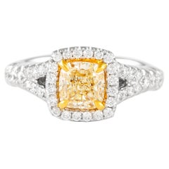 Alexander, bague en or bicolore 18 carats avec diamant jaune fantaisie taille coussin de 1,76 carat et halo