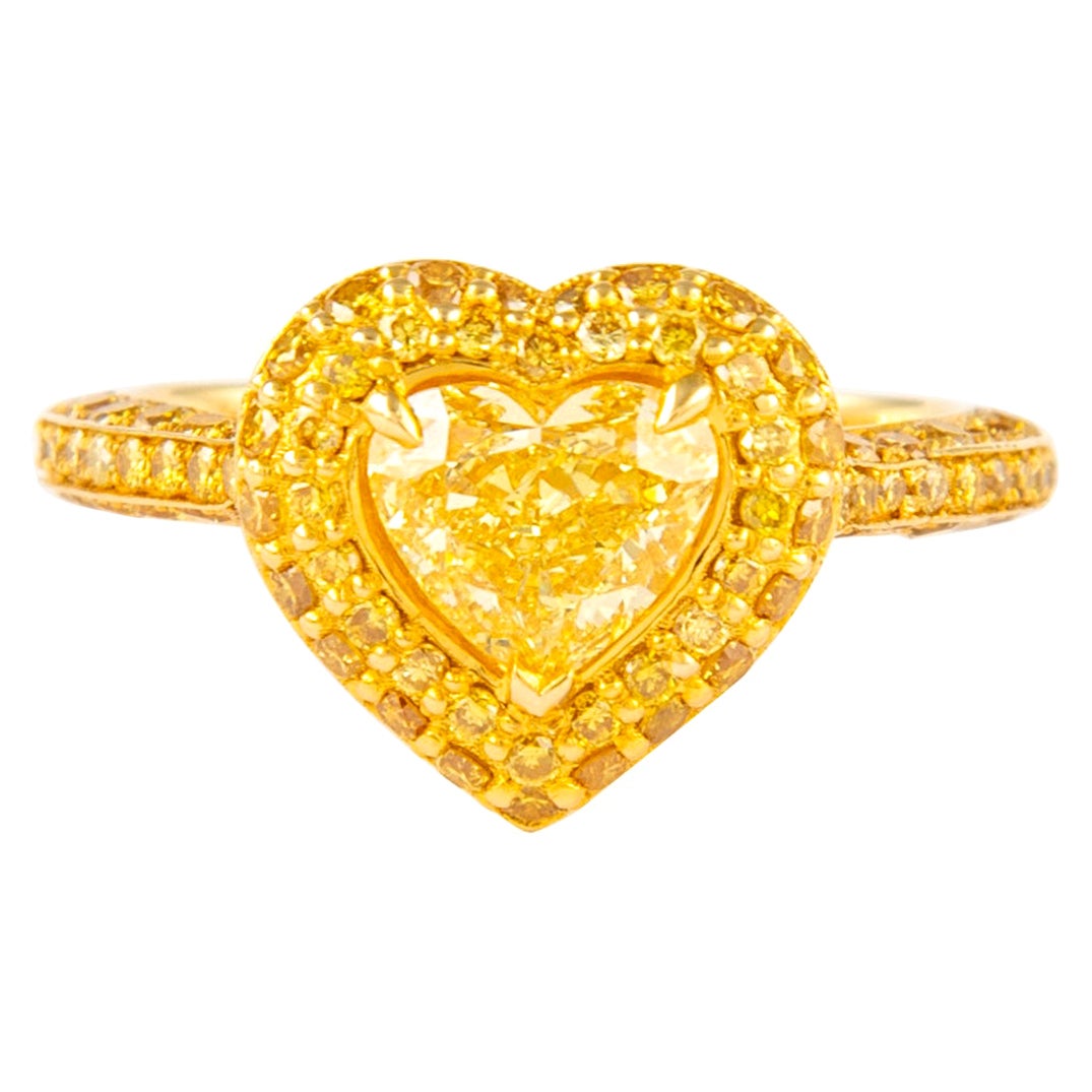 Alexander GIA 1.92ctt Fancy Intense Yellow Heart Diamond with Halo Ring 18k For Sale