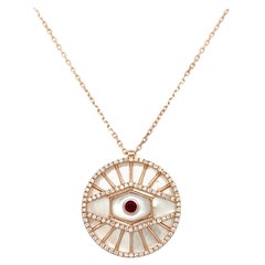 Collana con ciondolo in oro rosa 18 carati con diamanti e conchiglia e rubini