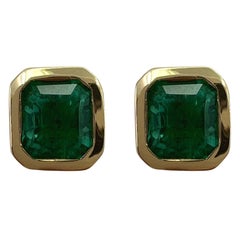 Vivid Green 1.20 Carat Emerald 18k Yellow Gold Earring Studs Emerald Octagon Cut