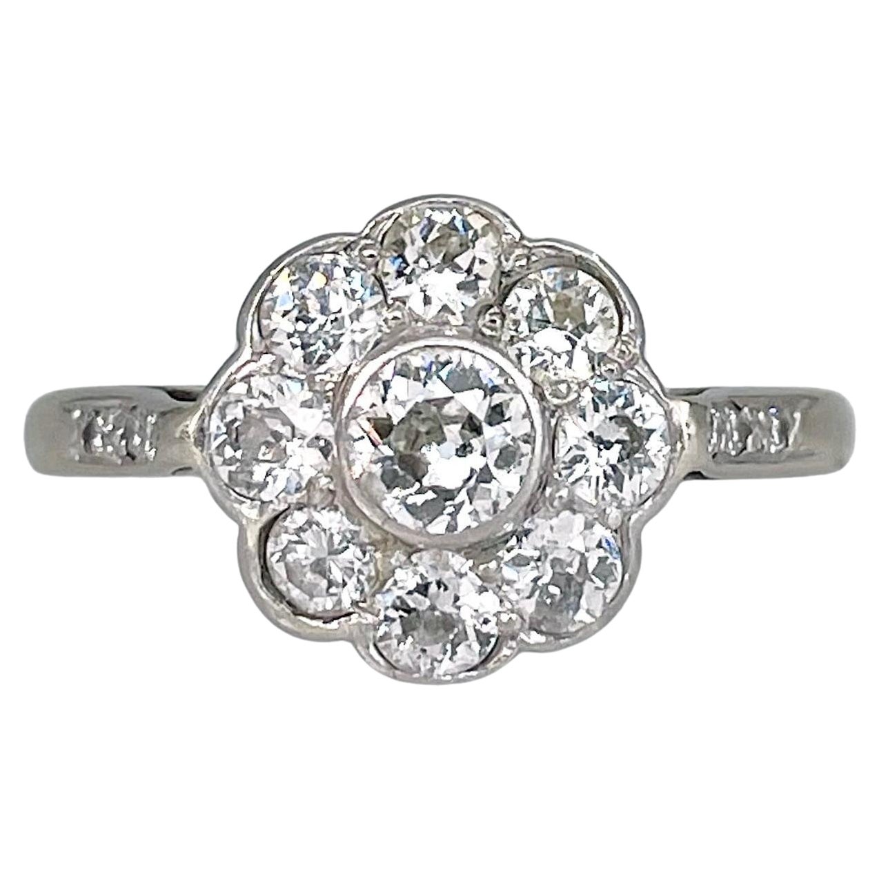 Victorian 18 Karat Gold 1.00 Carat Old Cut Diamond Cluster Ring