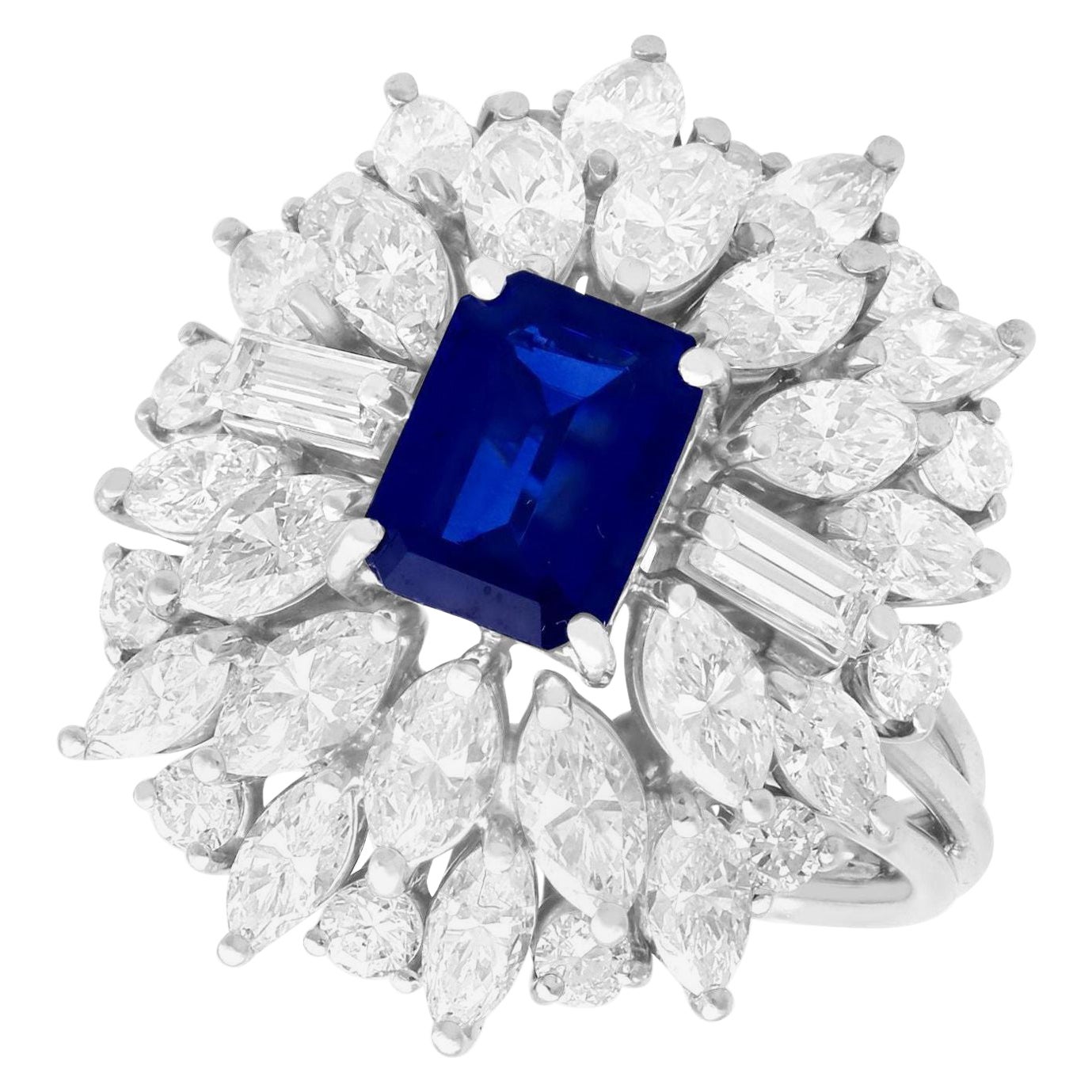 Vintage 1.97 Carat Basaltic Sapphire 4.54 Carat Diamond White Gold Cluster Ring