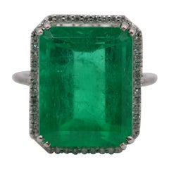 Colombian Em-Cut Emerald Ring 15.07 Carats Unworn