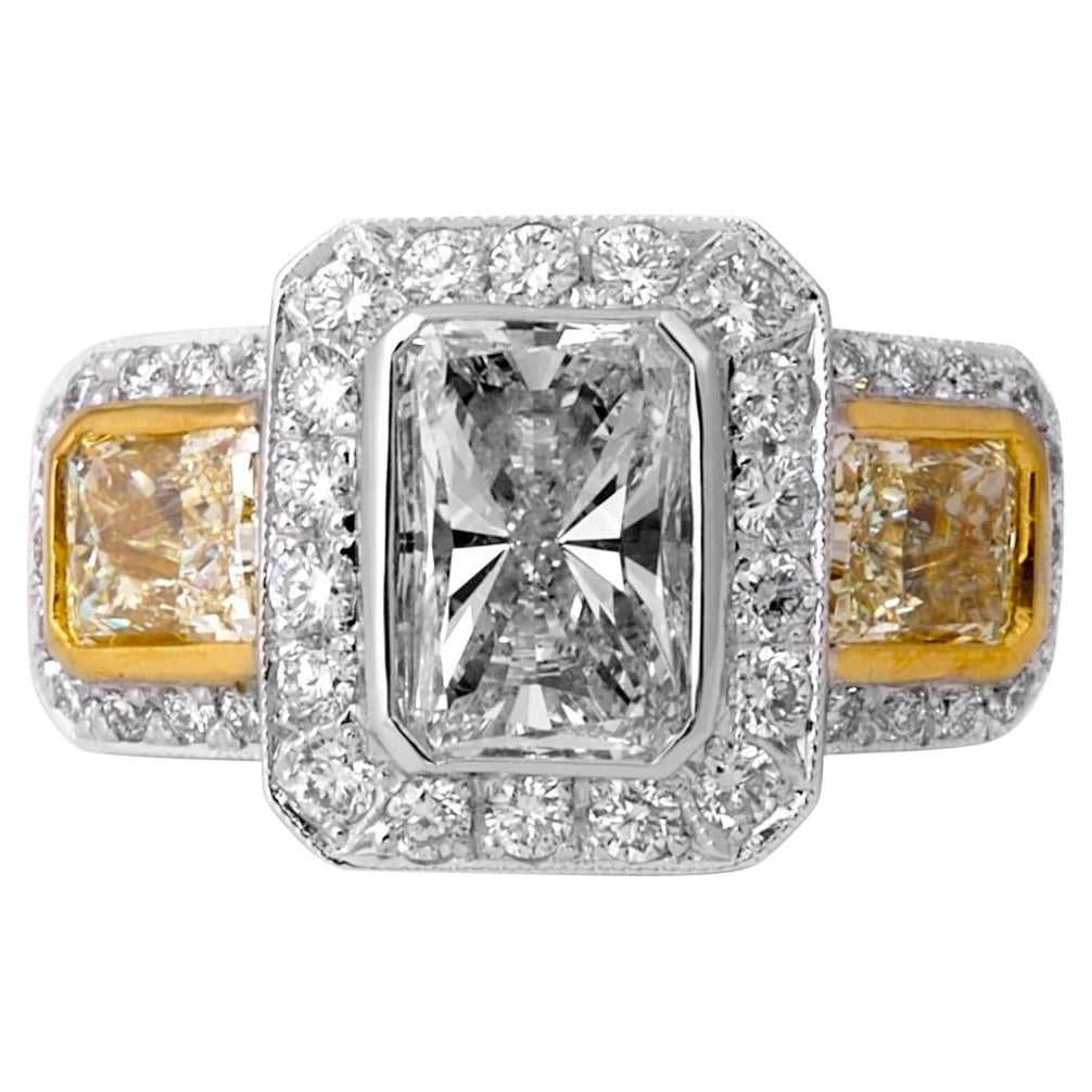 Bague de fiançailles en or blanc 18 carats avec diamant taille émeraude certifié de 2,00 carats