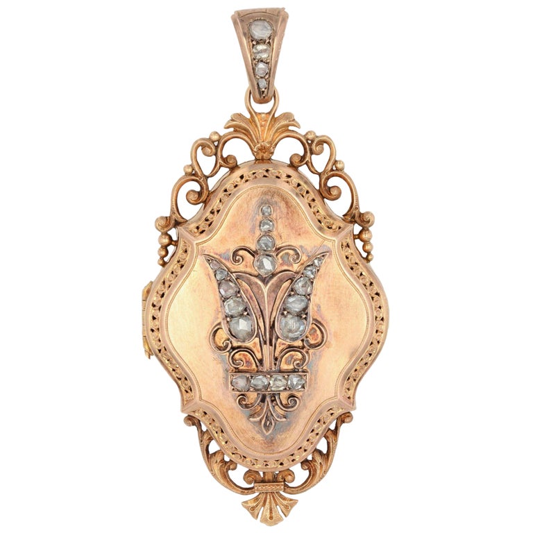 French 19th Century Diamonds 18 Karat Rose Gold Locket Pendant For Sale
