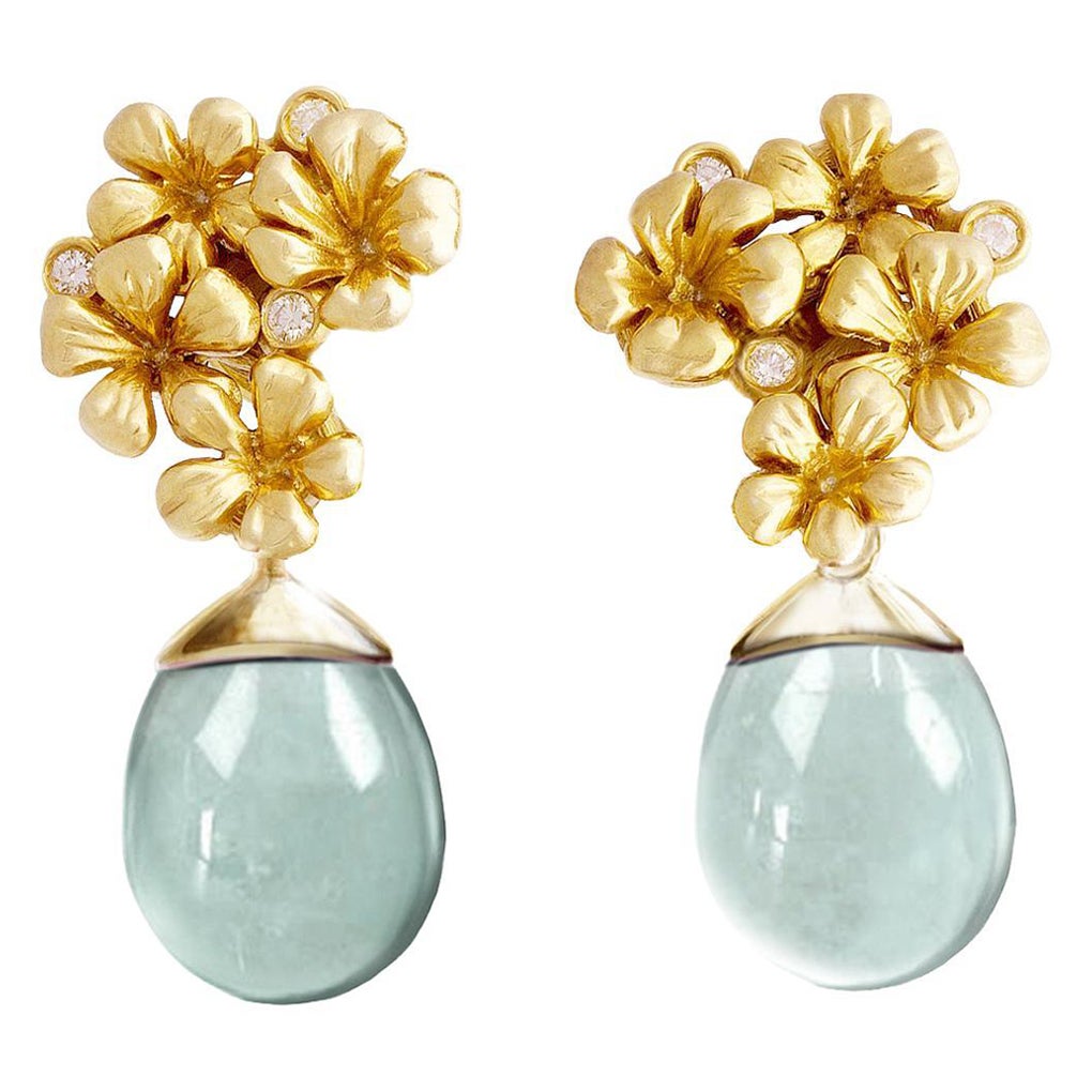 Yellow Gold Floral Earrings with Diamonds and Detachable Green Quartzes For Sale