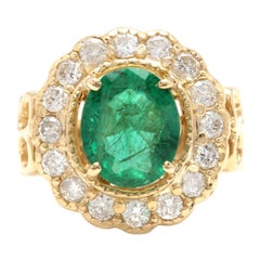 4,90 Karat natürlicher Smaragd und Diamant 14K massiver Gelbgold Ring
