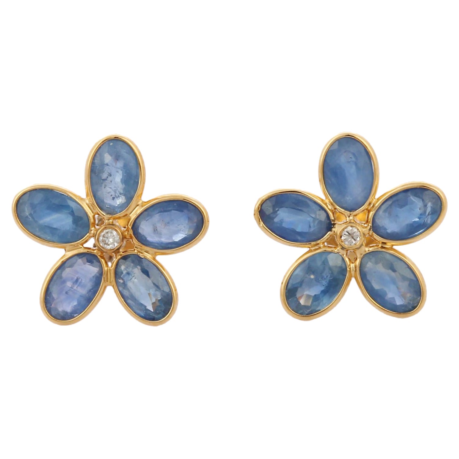 Floral 3.5 ct Blue Sapphire and Diamond Stud Earrings in 18K Yellow Gold For Sale