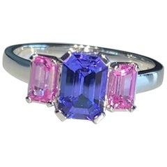 Anello in oro bianco 14kt con tanzanite e zaffiro rosa incastonato