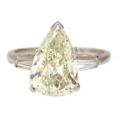 Bague de fiançailles classique en platine avec diamant en forme de poire de 3,77 carats certifié par le GIA
