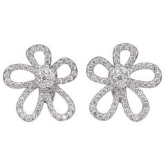 Van Cleef & Arpels Diamond Gold Flower Lace Earclips