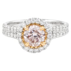 Alexander, bague en or bicolore 18 carats avec diamant rose de 1,44 carat certifié GIA et halo