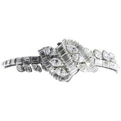 Baume and Mercier Lady's Platinum Diamond Peek-A-Boo Wristwatch
