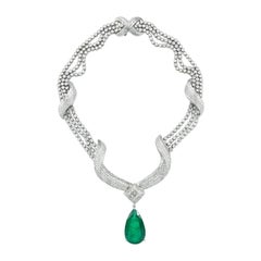 Collana con diamanti e smeraldi