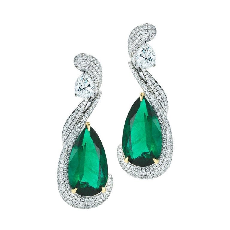 Elegant Emerald and Diamond Earrings For Sale