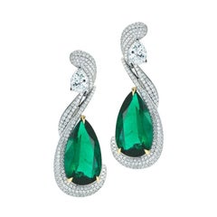 Elegant Emerald and Diamond Earrings