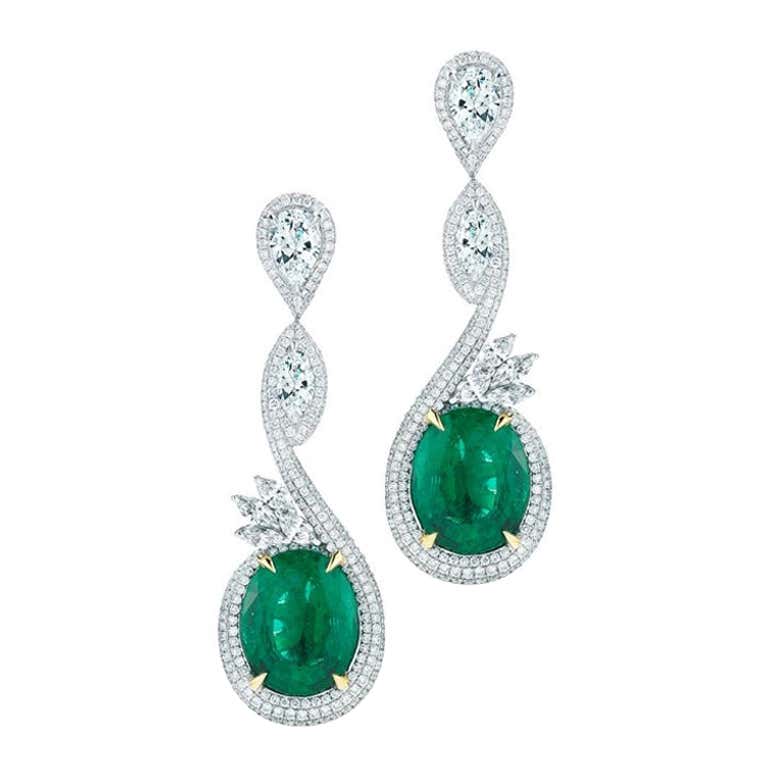 Emerald Drop Earring For Sale at 1stDibs
