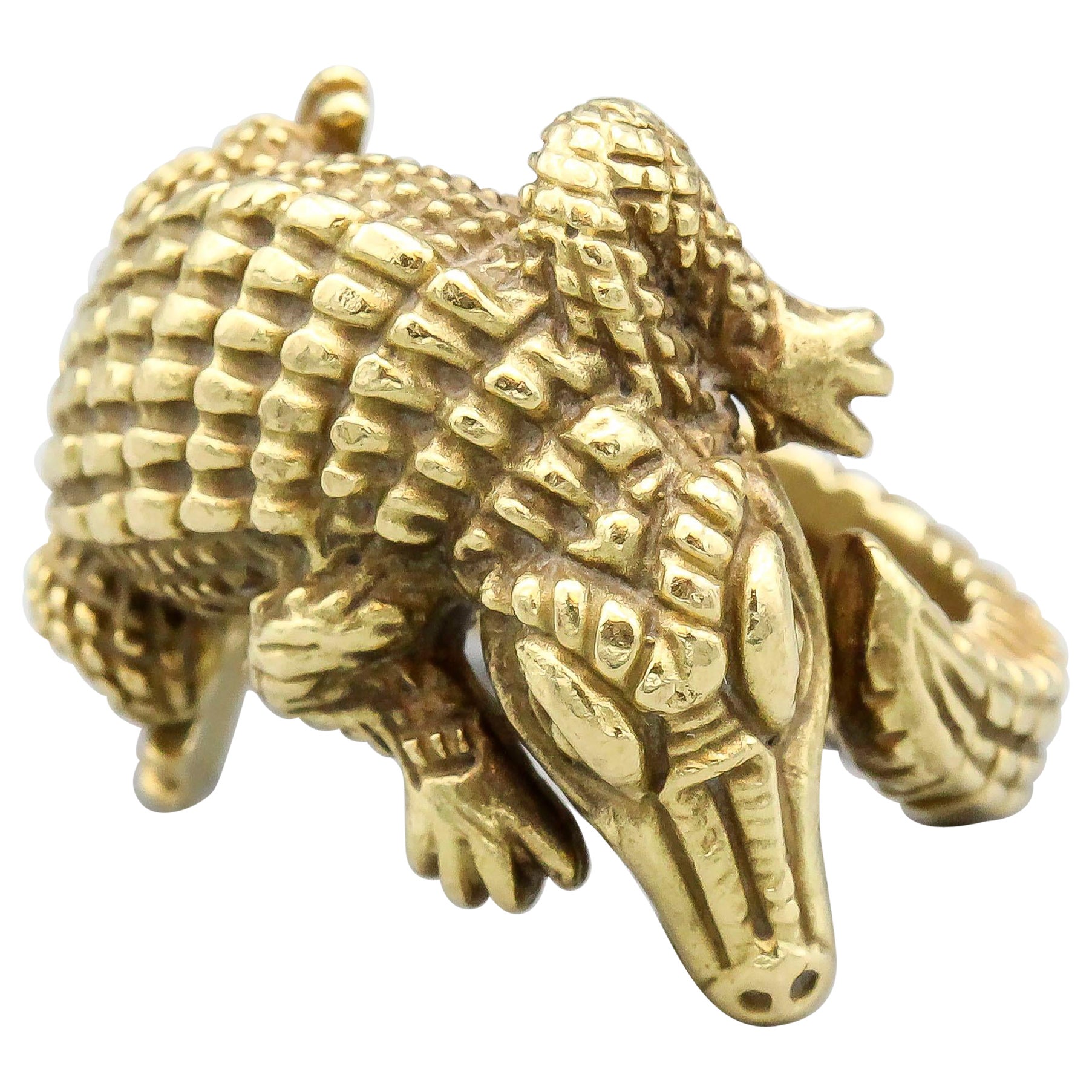 Kieselstein-Cord 18 Karat Gold Alligator Ring For Sale